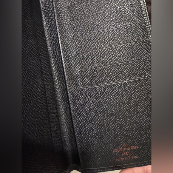 Louis Vuitton Epi Brazza Leather Wallet - Picture 4 of 5